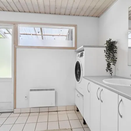 Anya - 600m From The Sea By Interhome Feriehus